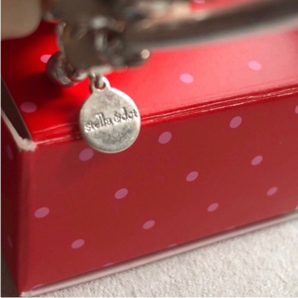 Stella & Dot - Isabelle Wrap Bracelet, Silver with Beads - Picture 5 of 6